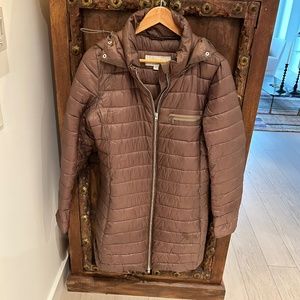 Closed Thinsulate Puffer Coat